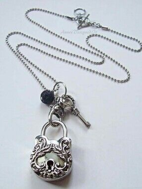 Hand Made - Aromatherapy- Heart Lock Necklace